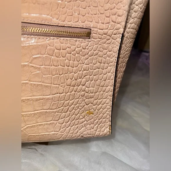 Huge Kate Spade Storybook lined Croc Embossed Cream Shoulder Bag - Picture 8 of 9